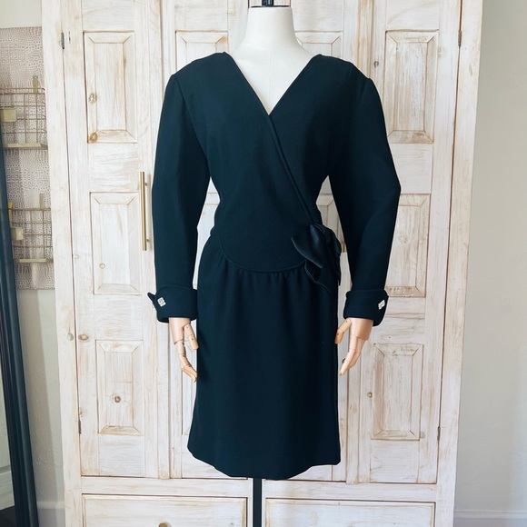 Oscar de la Renta Dress - Picture 1 of 7